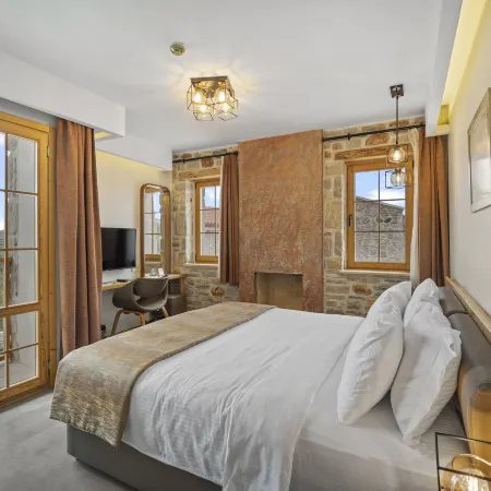 Zeyt Inn Hotel