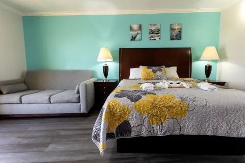 Crystal Palace Resort Hotels in Bolivar Peninsula