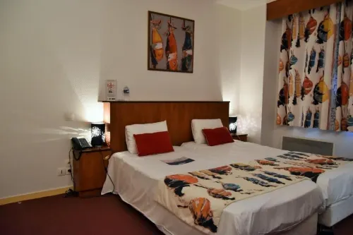 Contact Hotel Utah Beach Carentan Các khách sạn ở Isigny-sur-Mer