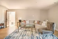 Lux Apartment on Hill Close to SF Hotels in Daly City