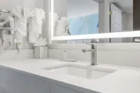 Hotel Skye Hotels in San Bruno