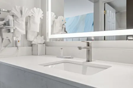 Hotel Skye Отели рядом с достопримечательностью «SFO Museum»