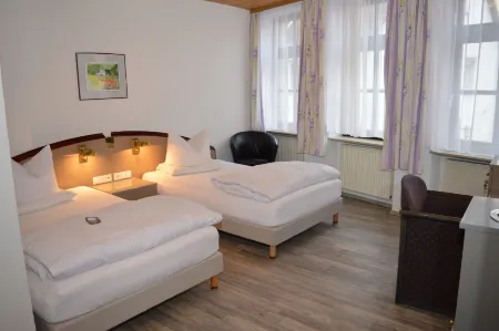 Boardinghaus zu Coburg Отели в г. Вайтрамсдорф