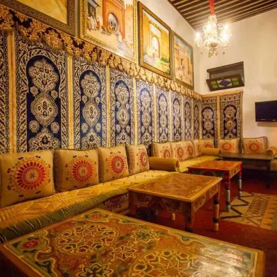 رياض لاس ميل إي أونا نوتشيس تطوان Hotels near ساحة المشور