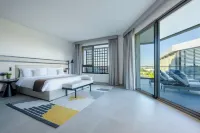 Fraser Suites Al Liwan Hotels near Exhibition World Bahrain