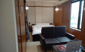 Hotel C-Plus - Adults Only