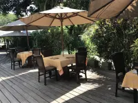 لاكاز كاماريل إكسكلوسف لودج