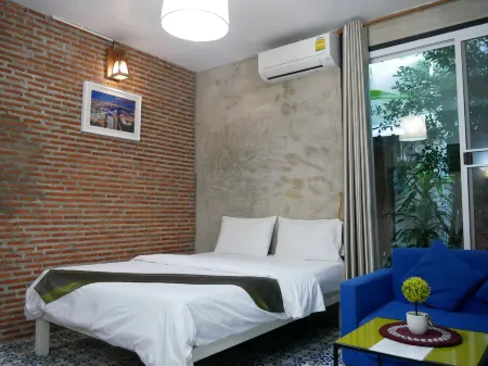 Nature Park Resort Отели рядом с достопримечательностью «Naresuan University»