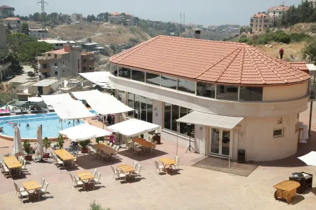 Golden Lili Resort & Spa Отели в г. Bdadoun