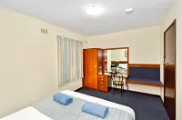 Dolphin Lodge Albany - Self Contained Apartments at Middleton Beach Hotels in Middleton Beach