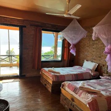 Nar-Bis Hotel