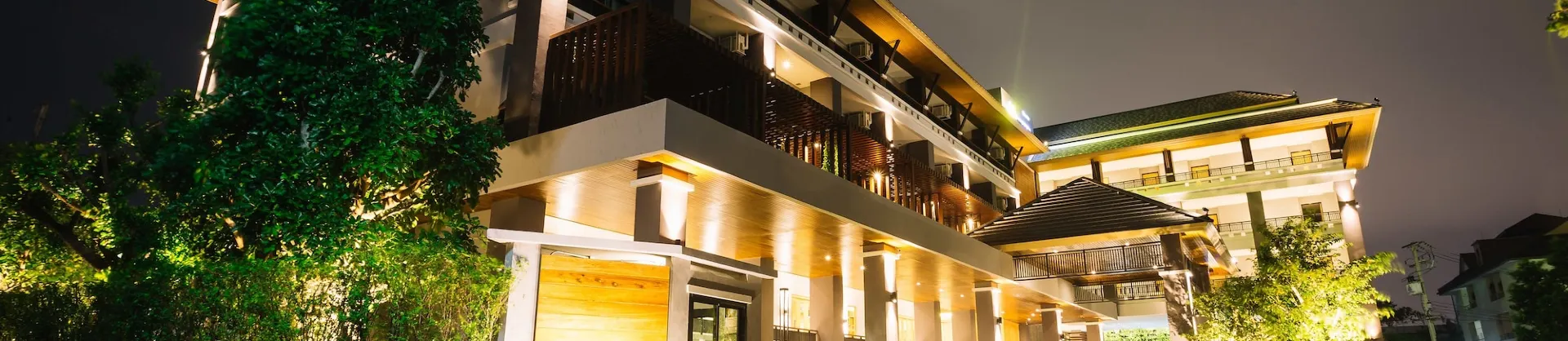 Four-Star Hotels