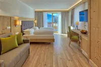 Hotel Rose Hotels in Toblach