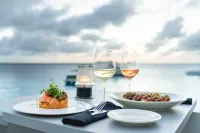 Captain Don's Habitat