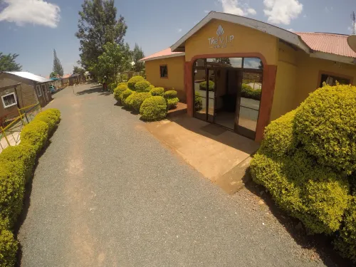 VIP Hotel Madeya - parking