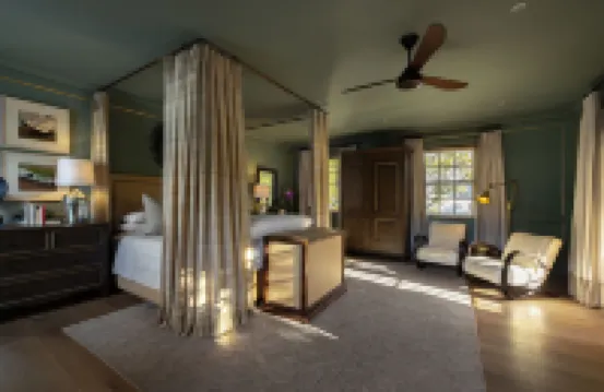 阿卡迪米街精品酒店