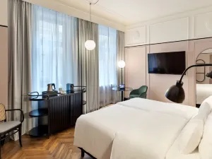 Hotel Astoria Vienna, Curio Collection by Hilton