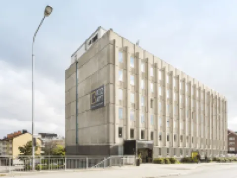 Biz Apartment Solna Hoteles en Solna