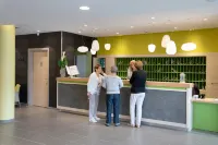 Domitys - Le Manoir Hôtels à : Pérignat-lès-Sarliève