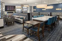 Holiday Inn Express MOLINE - QUAD CITIES by IHG - فطور
