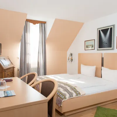 Hotel am Friedrichsbad Hotels near Cafe Beeg