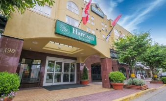 Harrison Lake Hotel