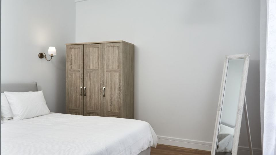 Luxury n Chic Athens Museum Apt