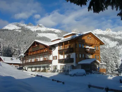 Hotel Gran Mugon Hotels near Chiesa della Beata Maria Vergine