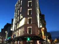Eiffel Villa Garibaldi Các khách sạn gần 16. Trocadéro - Passy