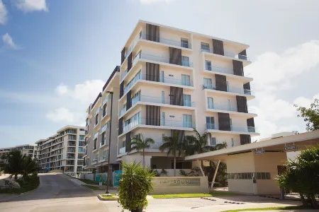 Exclusive Apartment with rooftop pool Отели рядом с достопримечательностью «Плайя Тортугас»