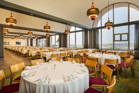 Seven Arches Hotel Отели рядом с достопримечательностью «Dominus Flevit»