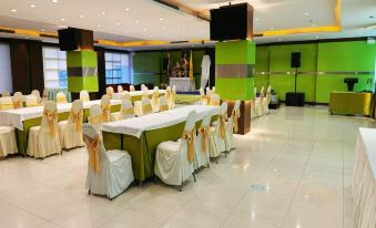 Capital O 75514 Vasidtee City Hotel (Suphanburi)