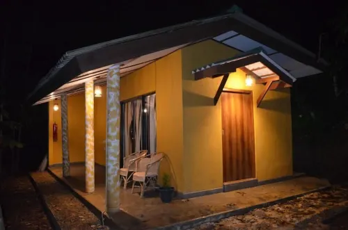 River Edge Bungalow - Bed and Breakfasts