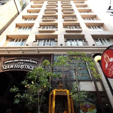 The Siam Heritage Hotel Отели рядом с достопримечательностью «Станция метро Sam Yan»