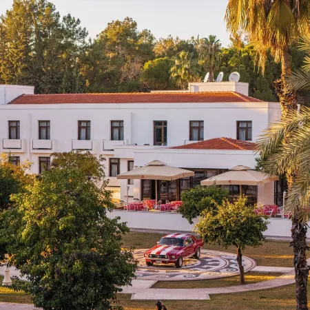 74 HOTEL
