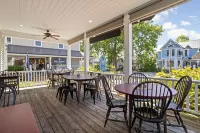 Artists Colony Hotels in Brown County