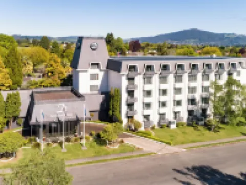 Distinction Hotel Rotorua Hotels near Redwoods - Whakarewarewa Forest