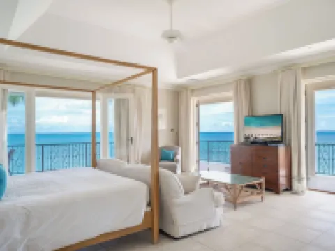 Blue Waters Resort and Spa Hotels in Cedar Grove