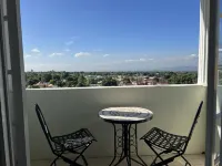 Studio Chateau - Manor Park, Kingston 8