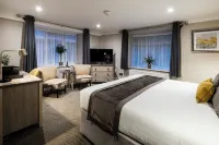 The Holt Hotel Hotels in Great Tew