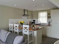 White House Cottages