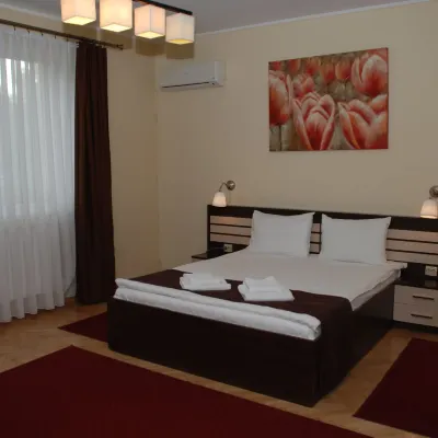 Villa Parc Hotels near Ursus Brewery