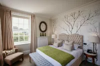 The George Hotel and Beach Club Hôtels à : Totland Bay