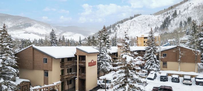 Eagle Point Resort Отели в г. Вейл