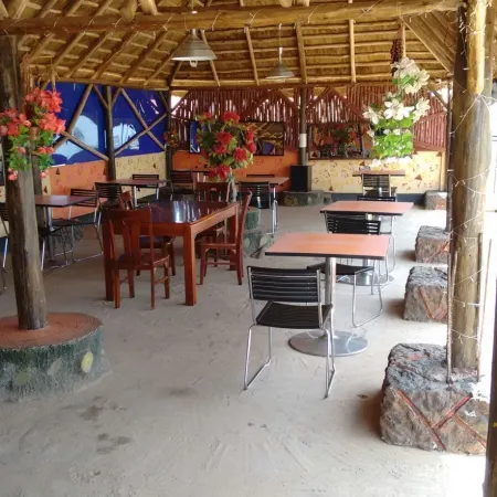 United Motel Entebbe