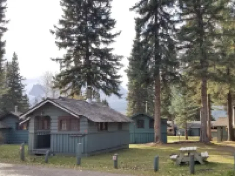 Rundle Chalets キャンモアのホテル