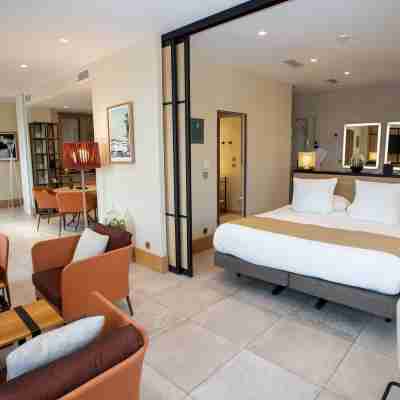 Splendid Hôtel Rooms