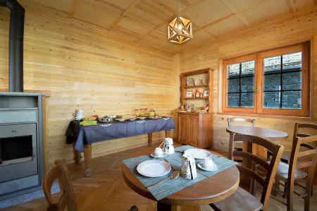 B&B Chalet Il Picchio Отели в г. Pontetto-roldo