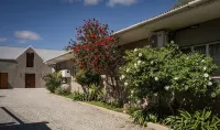 Calvinia Hotel - Parking