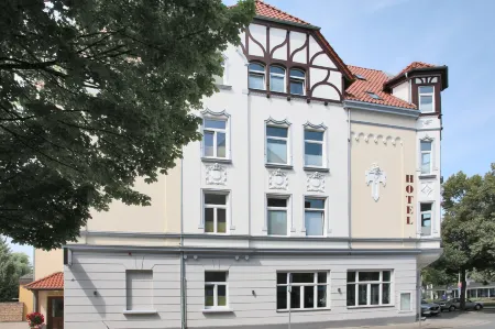Hotel An der Altstadt Отели в г. Коппенбрюгге
